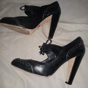 Saks Fifth Avenue Black Pumps/Oxfords/Mary Janes, size 6.5